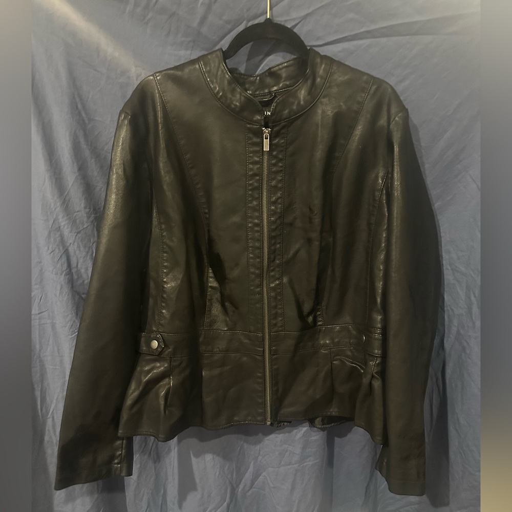 Baccini Women's Classic Black Faux Leather Jacket